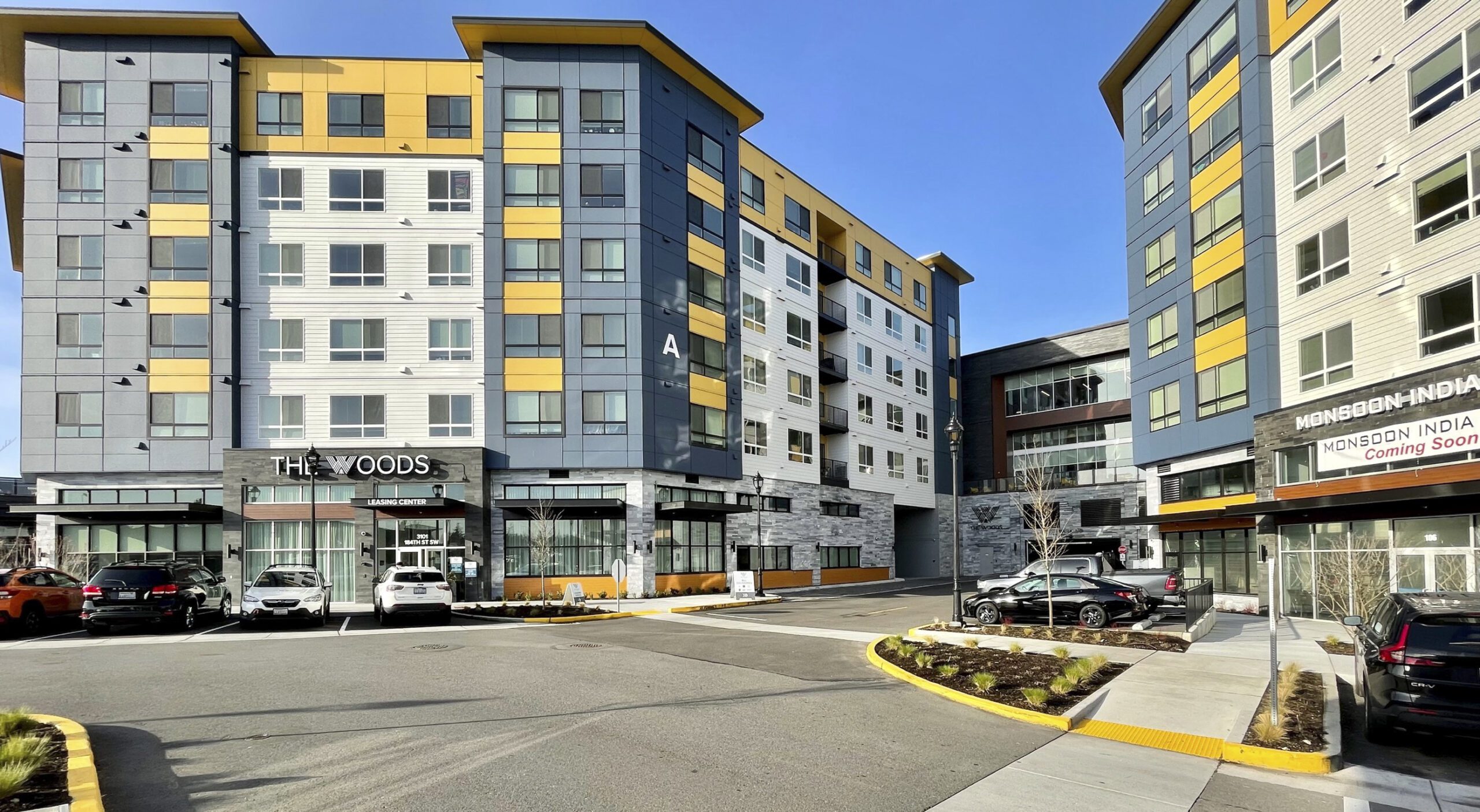 Apartments Near Alderwood Mall Lynnwood | The Woods at Alderwood